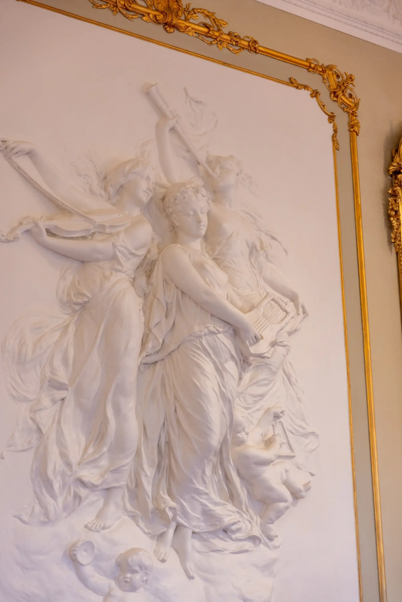 Dicksonska Palace design